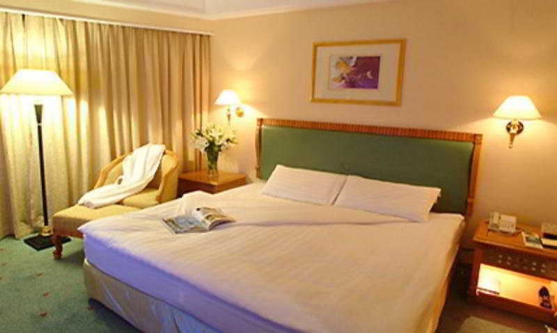 Celebrity International Grand Hotel Pechino Esterno foto